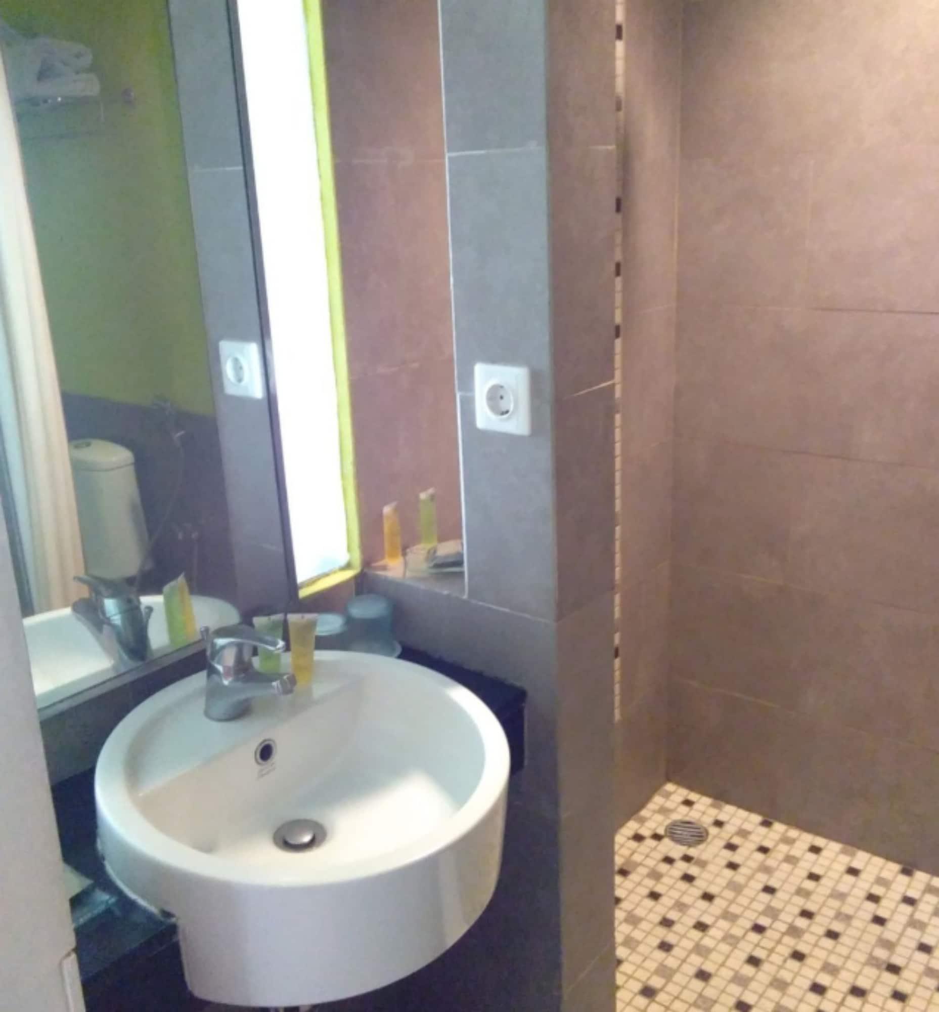 Hotel Santika Bsd City-Serpong Buitenkant foto