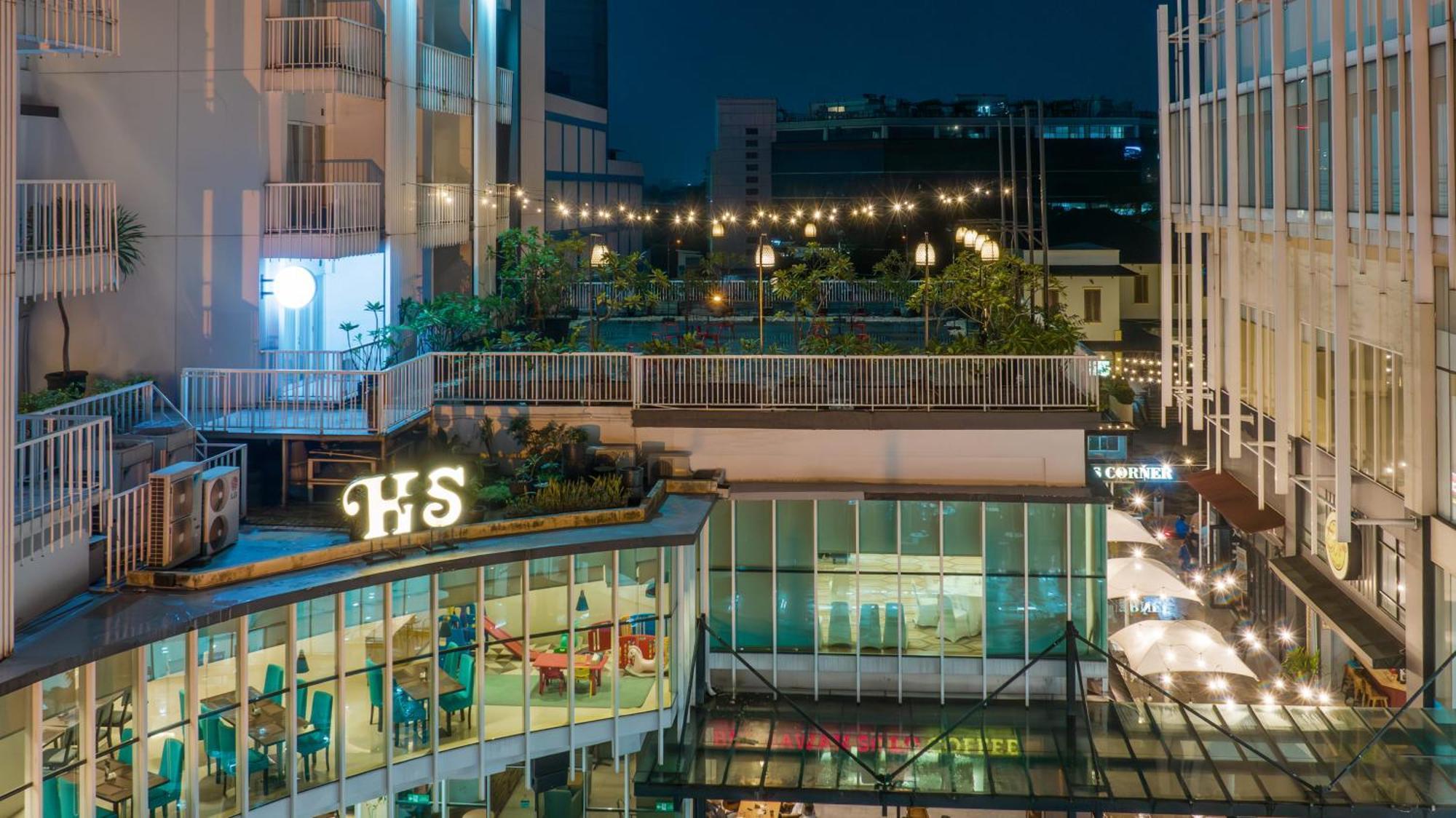 Hotel Santika Bsd City-Serpong Buitenkant foto